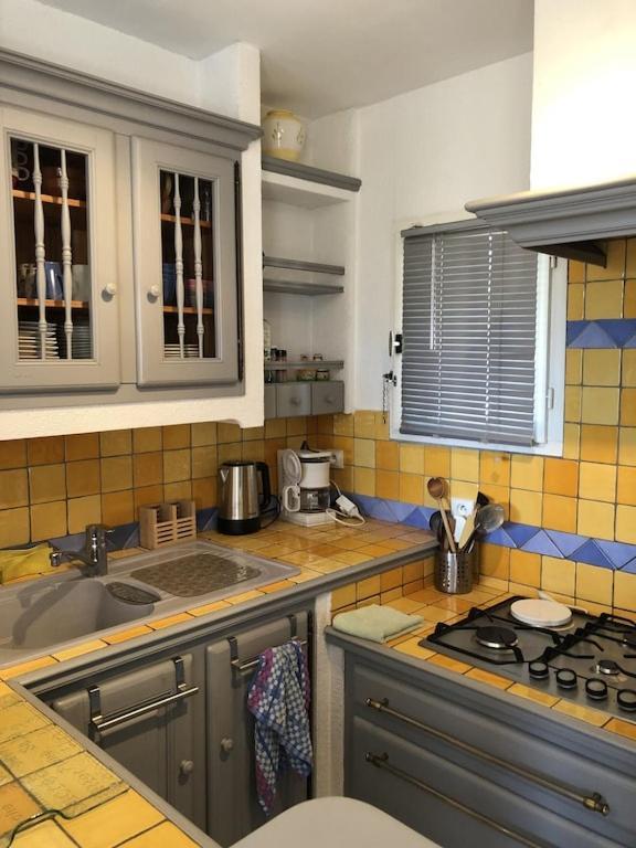 Appartement 60M2 - 2 Chambres A Une Minute Des Plages, Parking Prive Sausset-les-Pins Exteriör bild