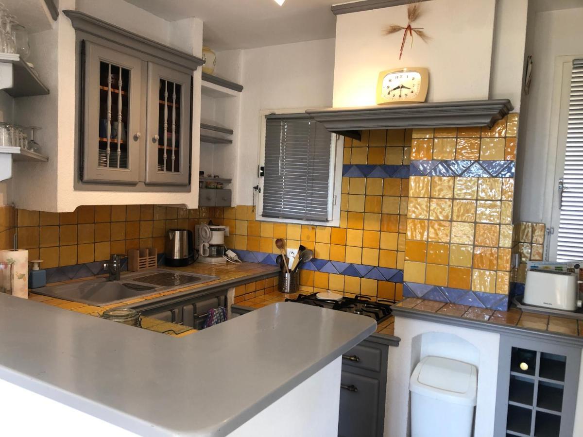 Appartement 60M2 - 2 Chambres A Une Minute Des Plages, Parking Prive Sausset-les-Pins Exteriör bild