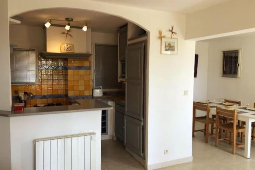 Appartement 60M2 - 2 Chambres A Une Minute Des Plages, Parking Prive Sausset-les-Pins Exteriör bild