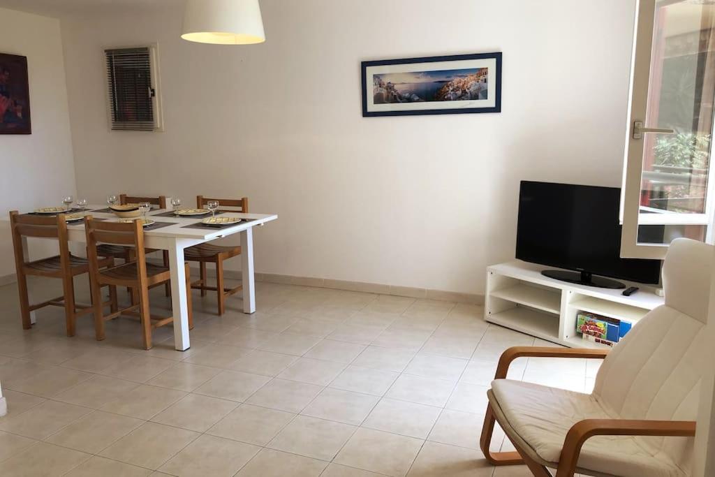 Appartement 60M2 - 2 Chambres A Une Minute Des Plages, Parking Prive Sausset-les-Pins Exteriör bild